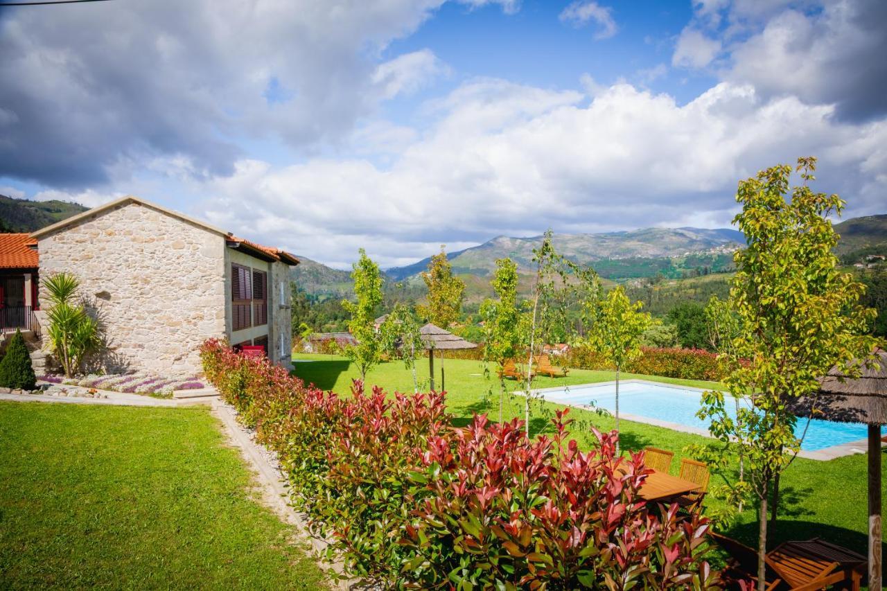 アルコス・デ・ヴァルデヴェス Casas De Sao Martinhoヴィラ エクステリア 写真