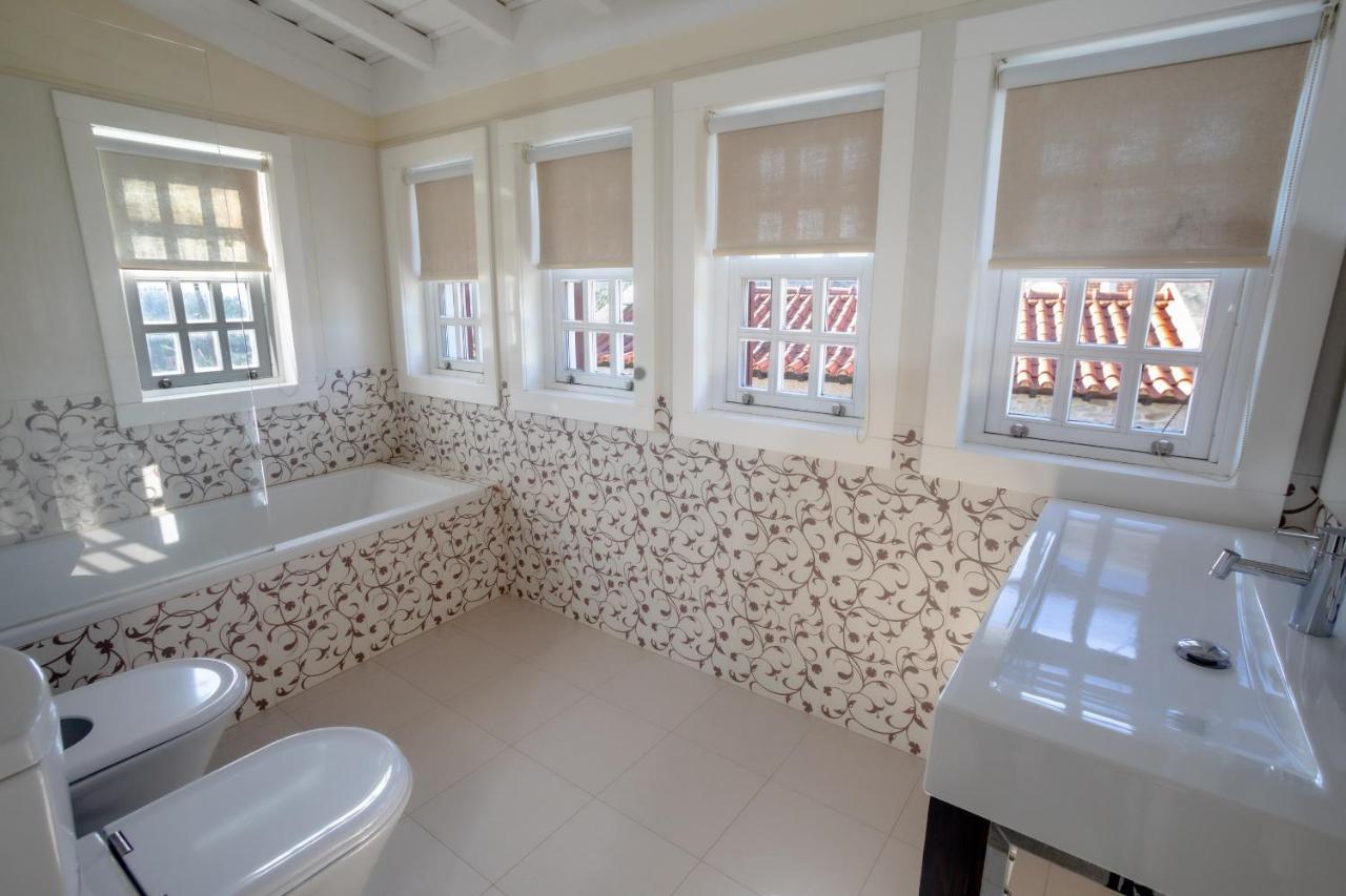 アルコス・デ・ヴァルデヴェス Casas De Sao Martinhoヴィラ エクステリア 写真
