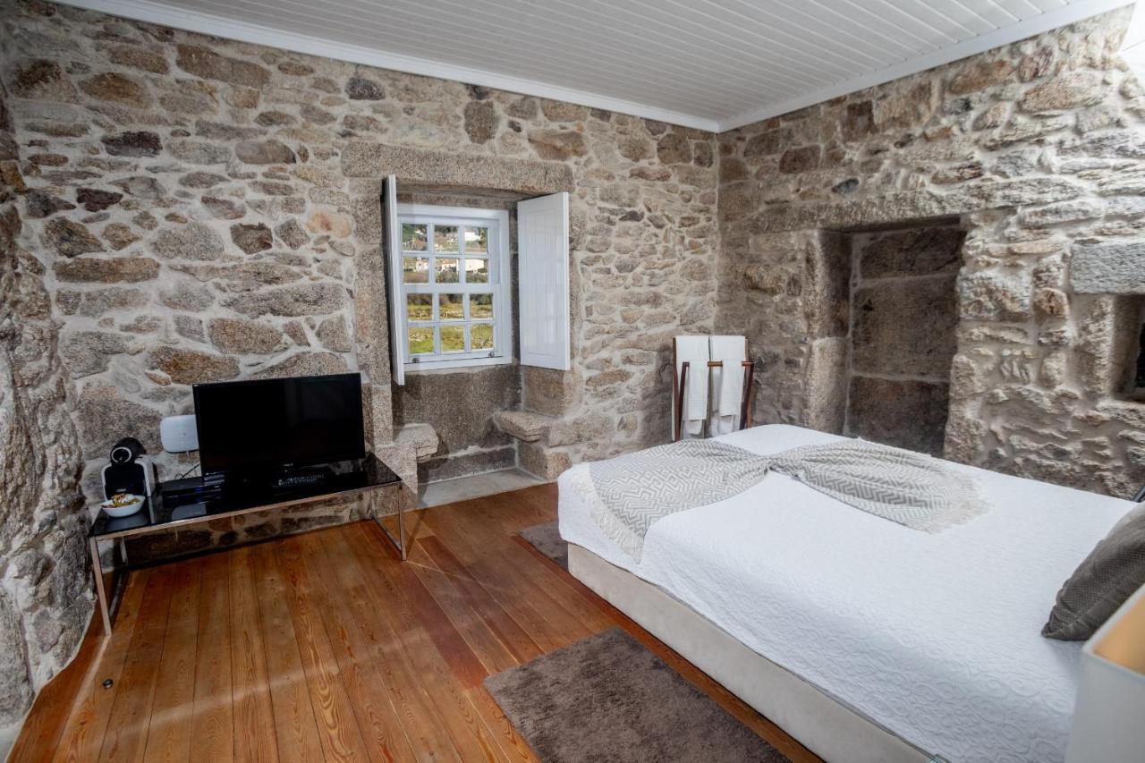 アルコス・デ・ヴァルデヴェス Casas De Sao Martinhoヴィラ エクステリア 写真