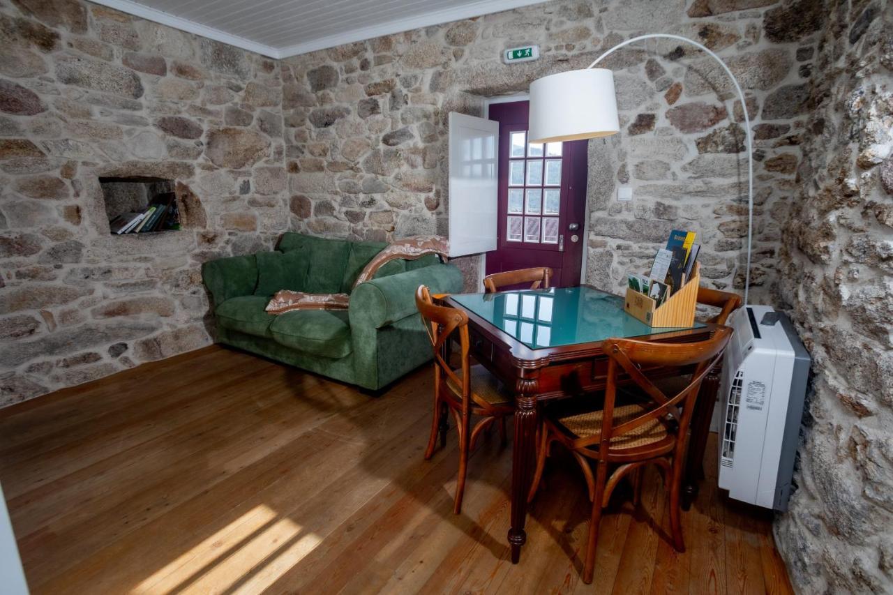アルコス・デ・ヴァルデヴェス Casas De Sao Martinhoヴィラ エクステリア 写真